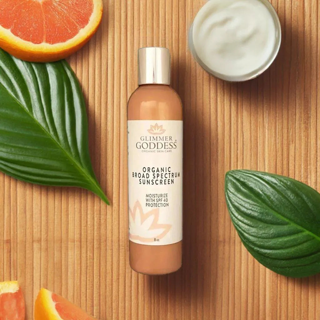 ORGANIC SHIMMER SUNTAN LOTION SPF 40+: PROTECT AND ILLUMINATE YOUR SKIN! - glowing, natural, organic, protection, shimmer, skin, sunscreen , MayasBeautyPalace , www.mayasbeautypalace.com , Sunscreen