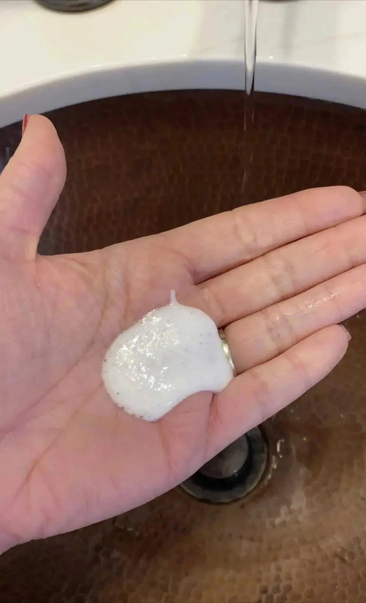 ORGANIC MOISTURIZING BODY WASH: NOURISH YOUR SKIN DAILY! - body, gentle, moisturizing, natural, nourish, organic, skin, this, wash , MayasBeautyPalace , www.mayasbeautypalace.com , Beauty & Skincare